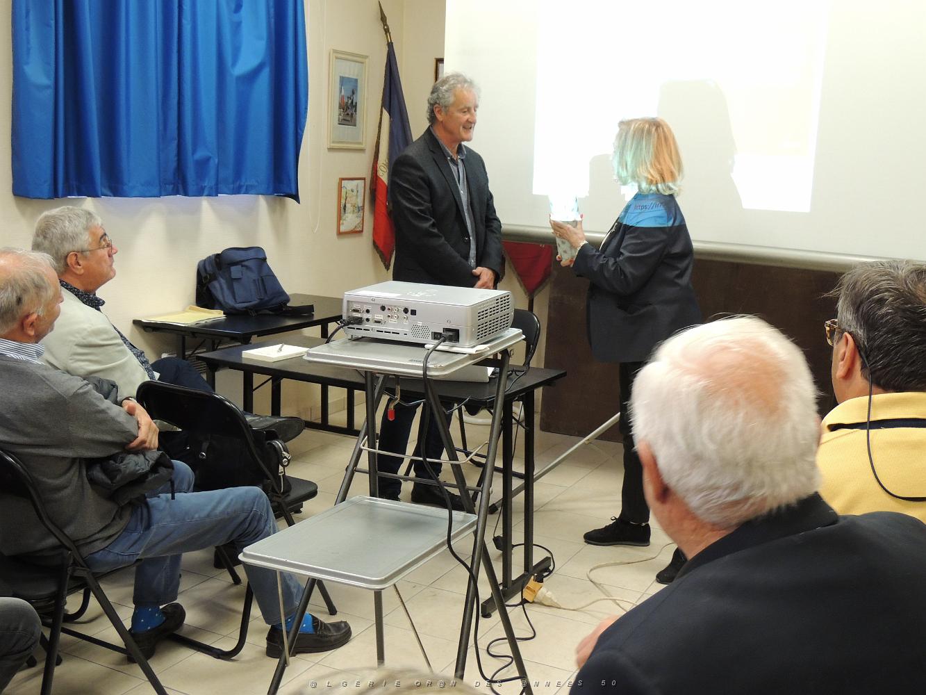 2019 04 20 TOULON  CONFERENCE DE HUBERT RIPOLL SUR L OUBLI POUR MEMOIRE (9).JPG -           